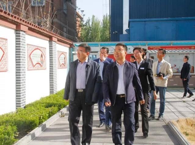區(qū)委常委、區(qū)紀(jì)委書記、區(qū)監(jiān)委主任王慶峰調(diào)研天意機(jī)械